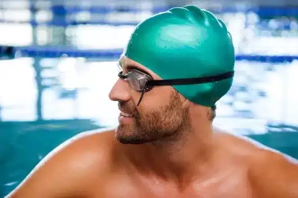 Do Swim Caps Keep Hair Dry